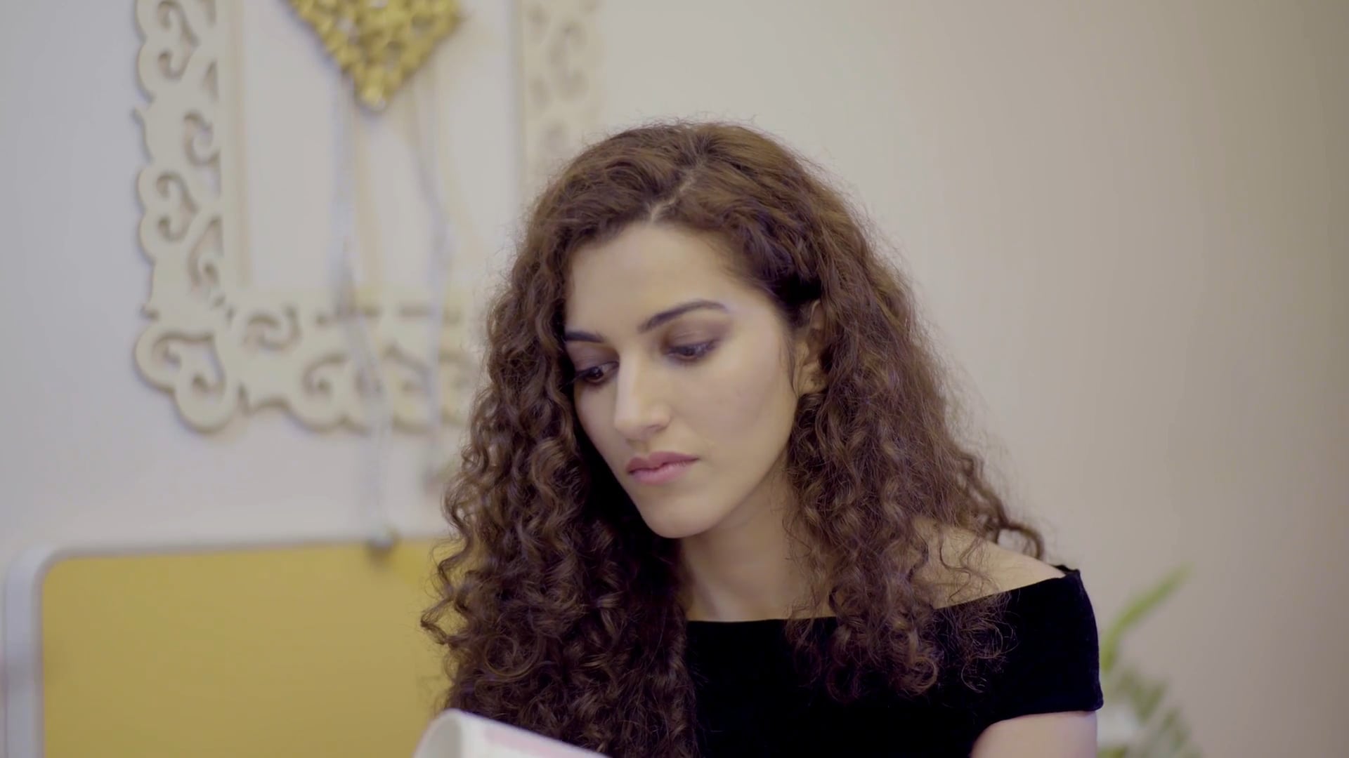 Tazaa Kitchen advertisement