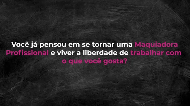 Maquiador feminino profissional aplicando cosméticos no rosto de modelo usa  escova trabalhando no salão de beleza. mulher visagista maquilagem mestre  tingimento de rosto para reforma da aparência do cliente