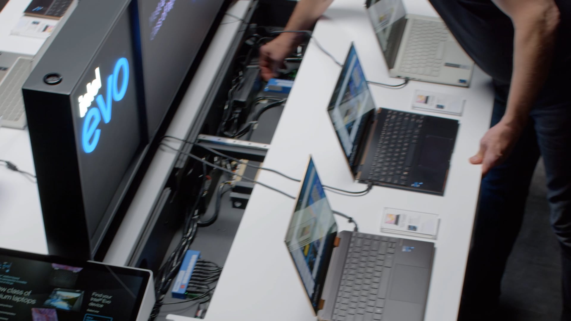 Intel Evo Zones - Promotional Video