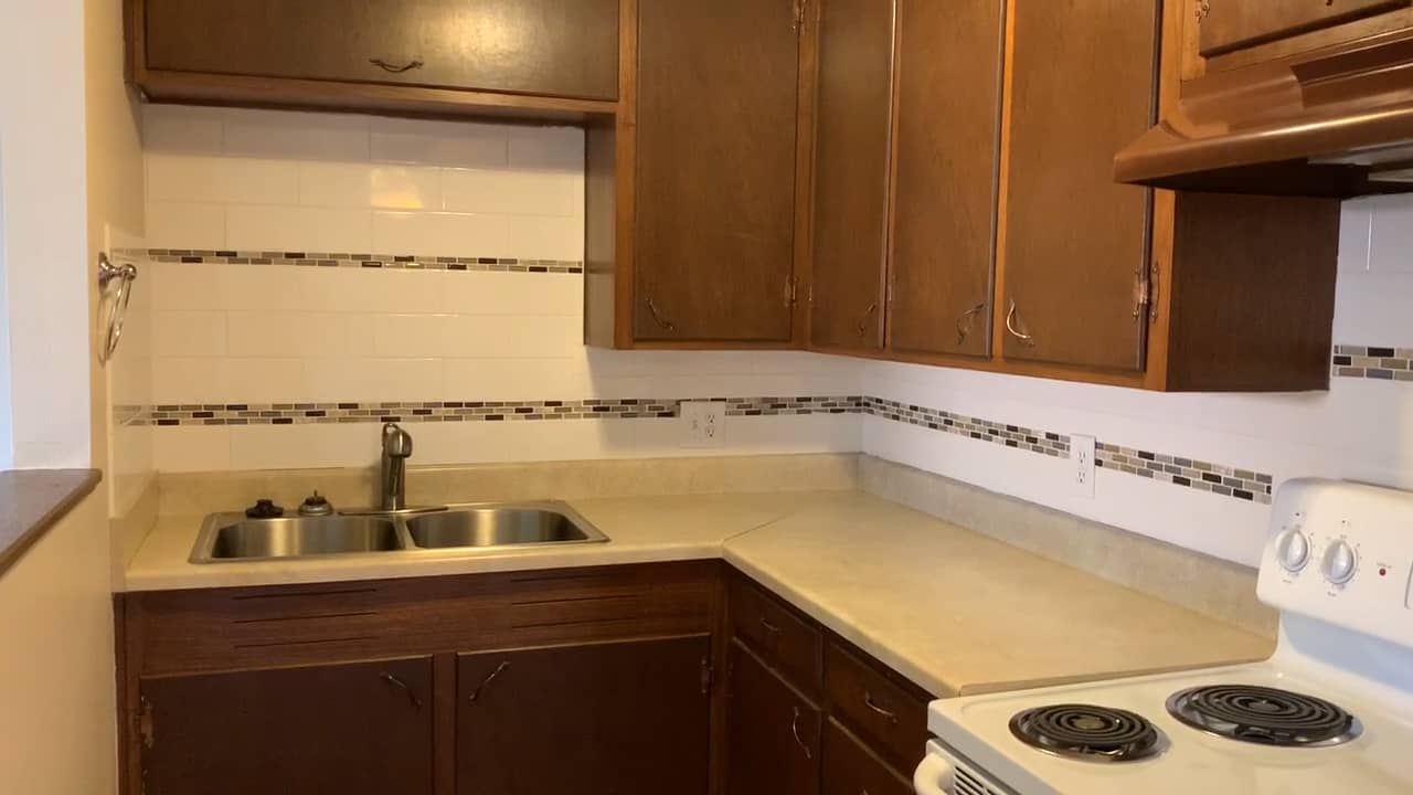 1419 Coffman Unit 13 Walk Thru.mp4 on Vimeo