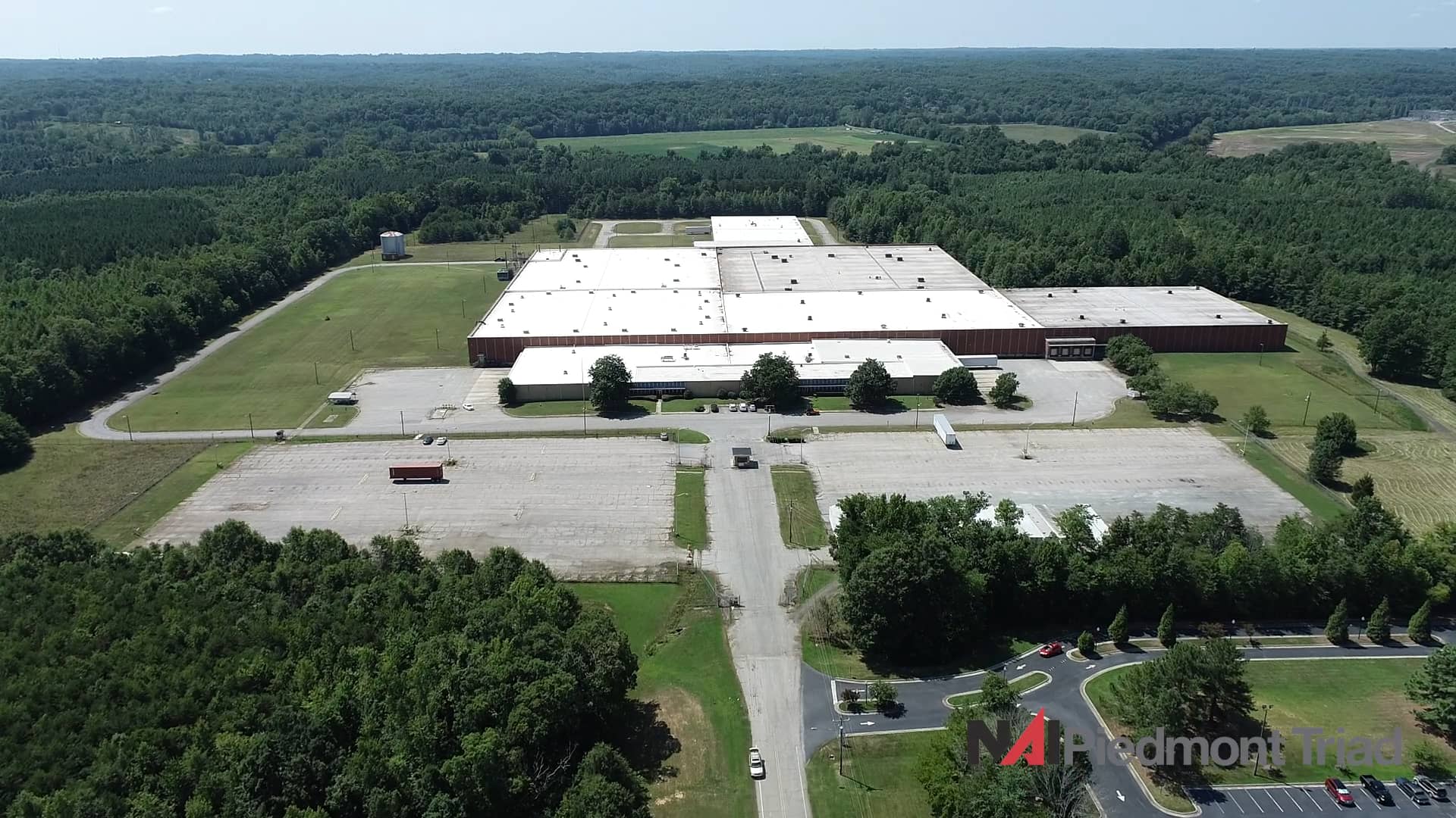 +533,424 SF Industrial Facility in Eden, NC on Vimeo