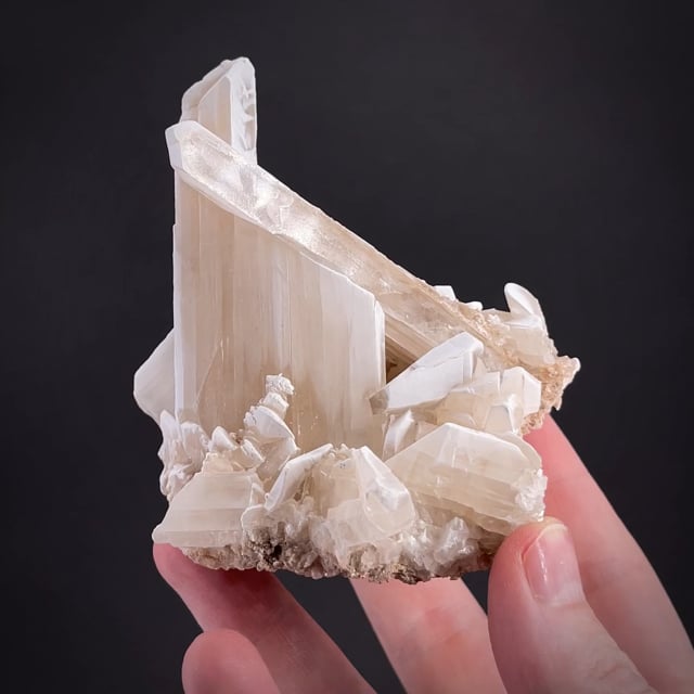 Gypsum (unusual style) Gary Weaver Coll.