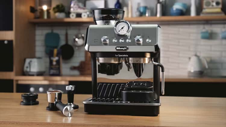 DeLonghi La Specialista Arte Manual Pump Coffee Machine