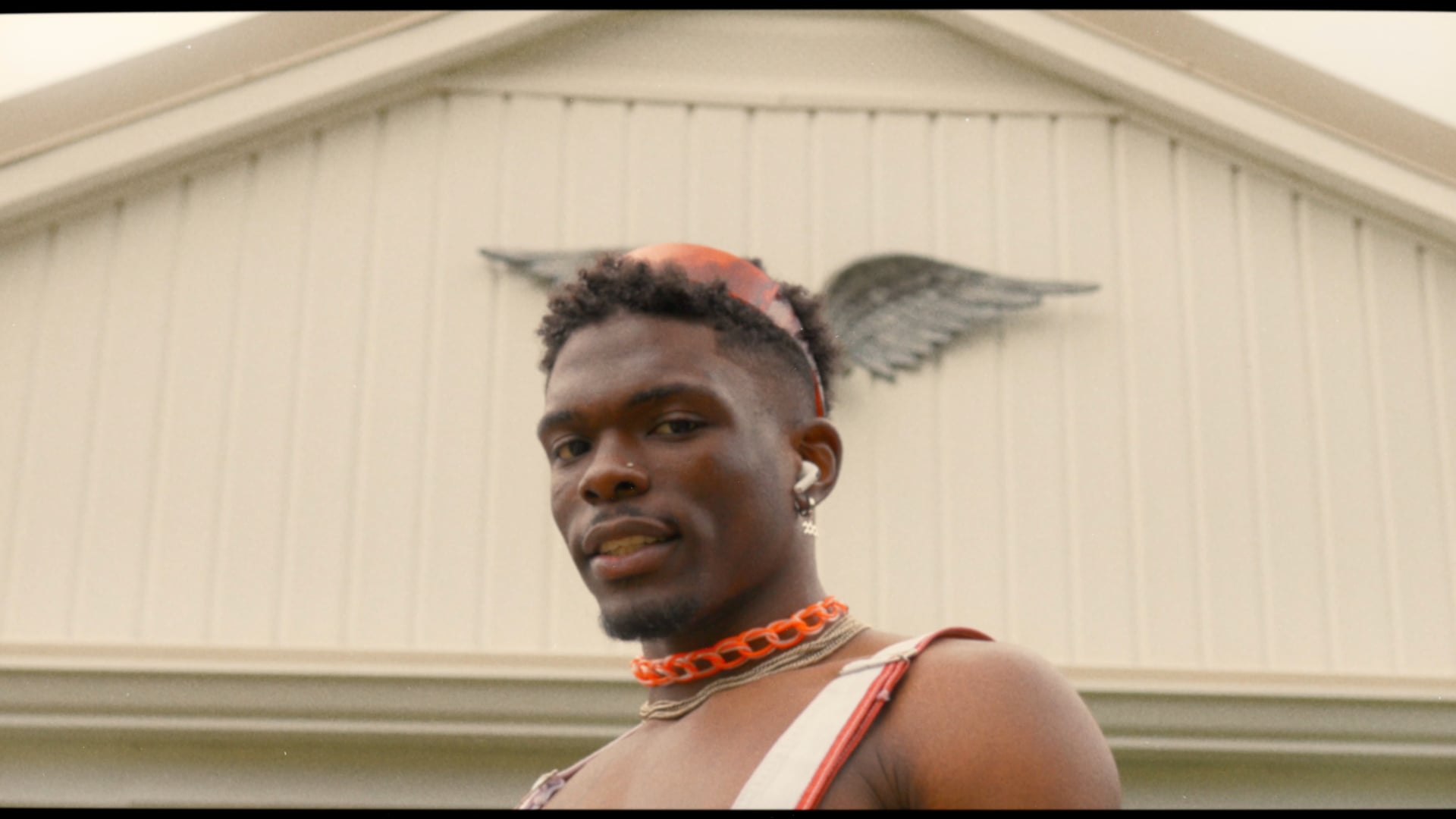 Lonell - Trackstar (Official Music Video)