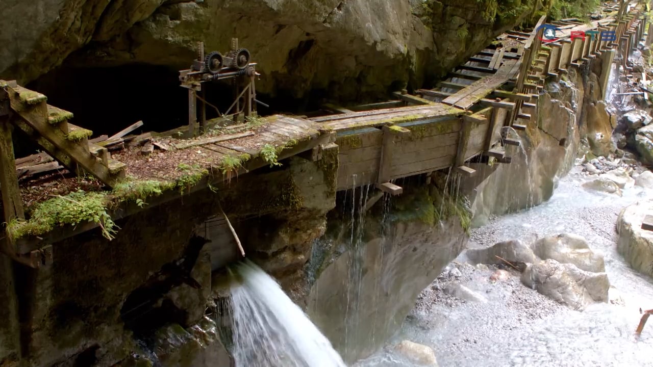 die-seisenbergklamm-das-tor-zum-naturpark-weissbach-bei-lofer-im-fokus