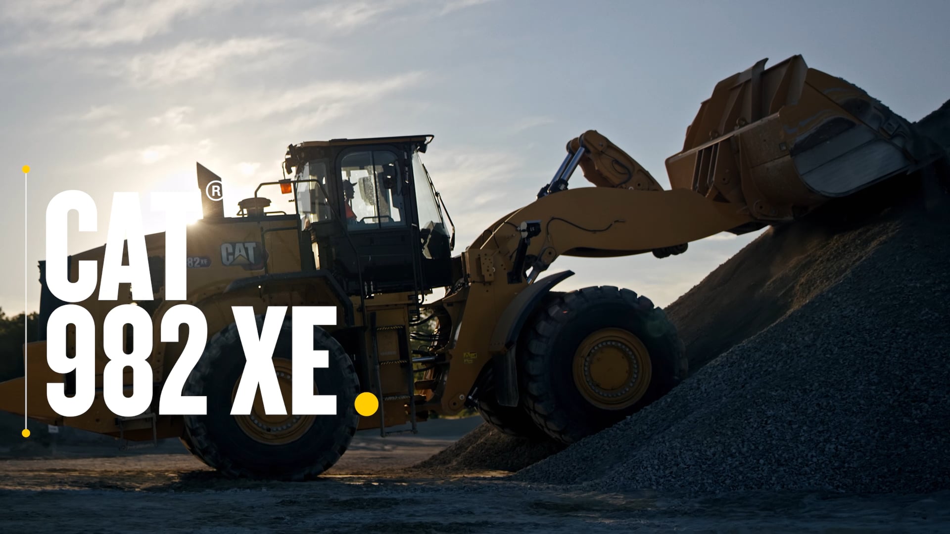 CAT: 982 XE Overview
