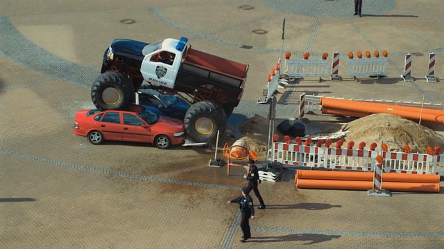 2014 » kabel eins: Toto & Harry Monstertruck Prank (Werbung)
