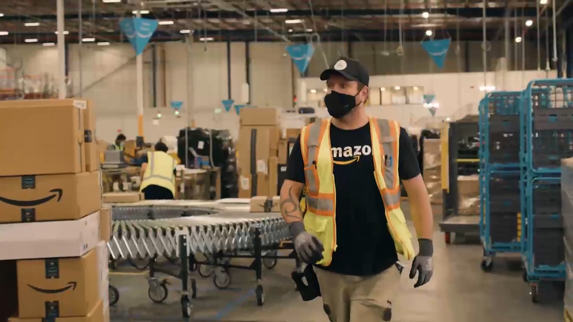 Amazon Australia / Meet Daniel, Amazon Australia's Packing Assistant