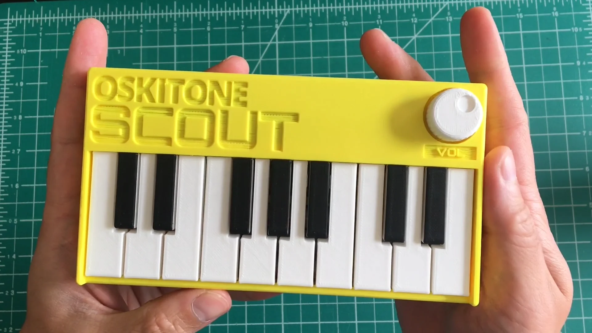 Scout Synth DIY Electronics Kit | Oskitone