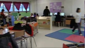 La biblioteca de l'escola l'Esculapi s'obre al barri