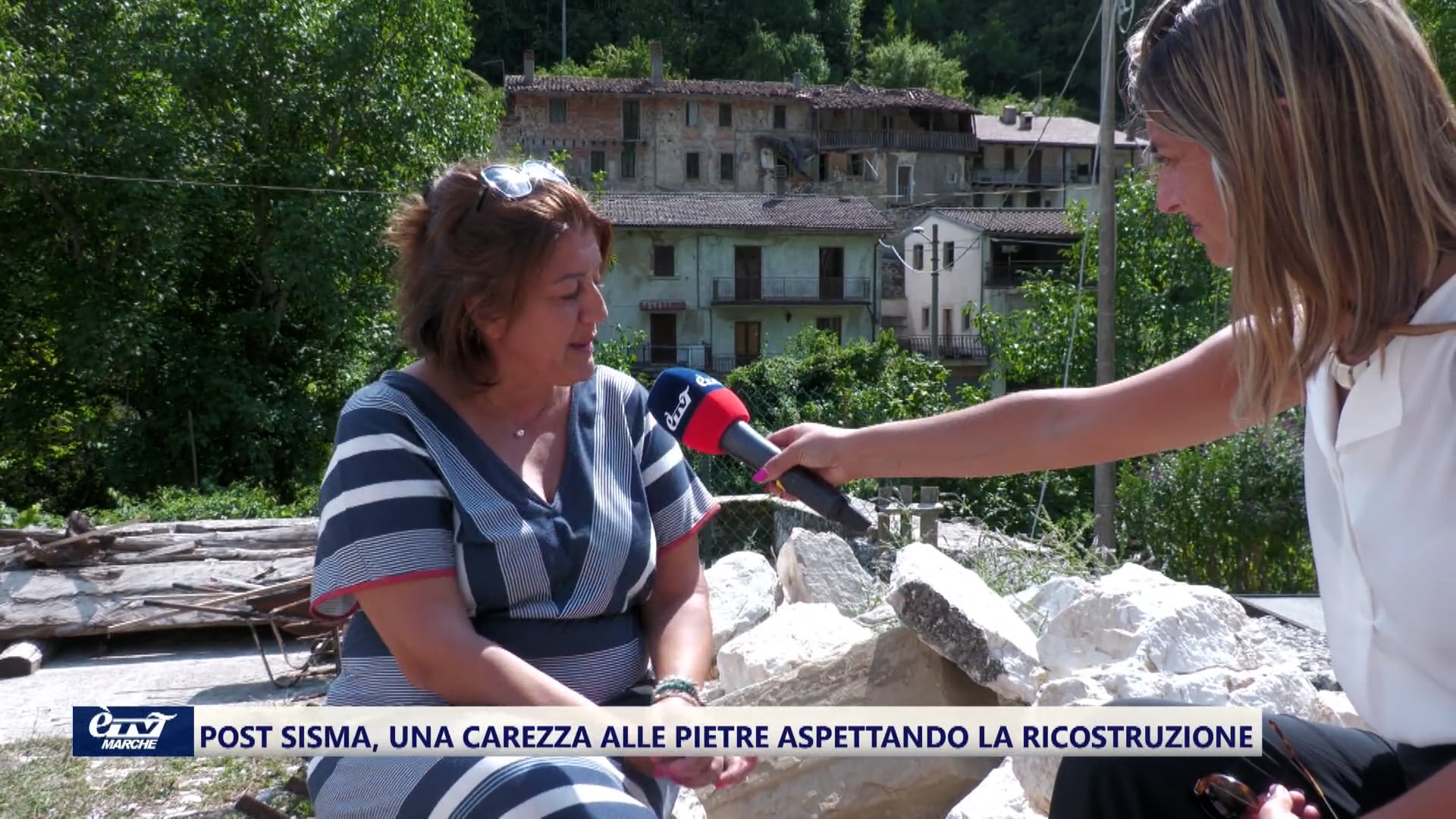 Il post sisma di 5 anni fa, una carezza alle pietre in attesa della ricostruzione – VIDEO