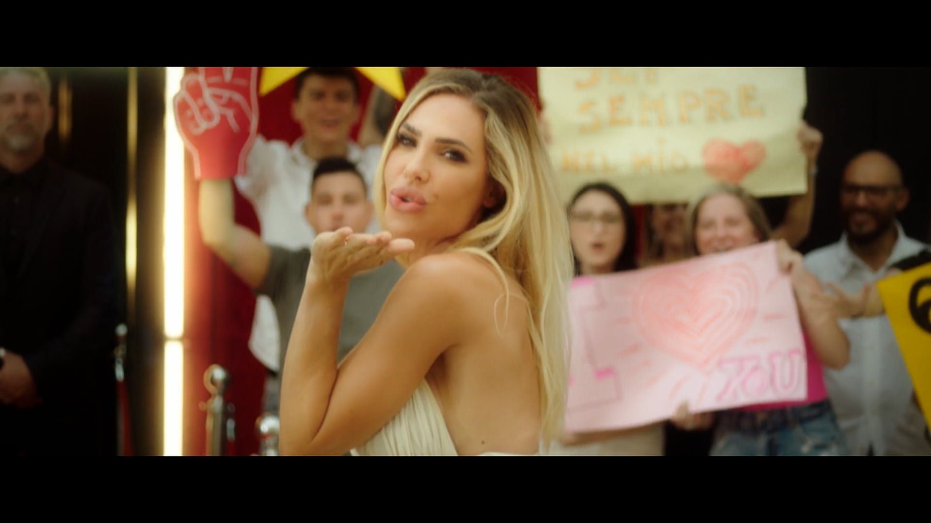 PROMO | STAR IN THE STAR