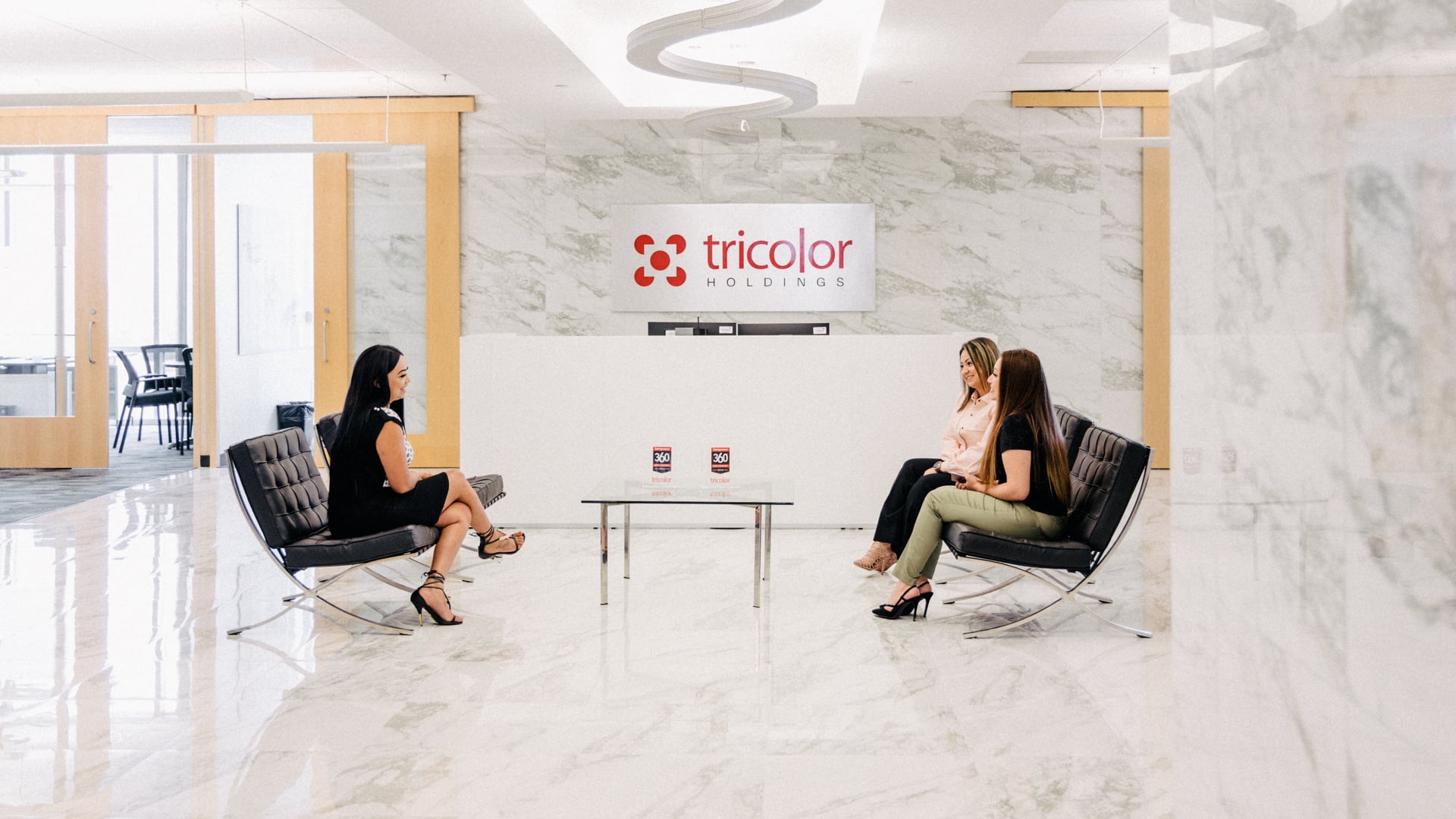 INSPIRING WOMEN 2 - TRICOLOR