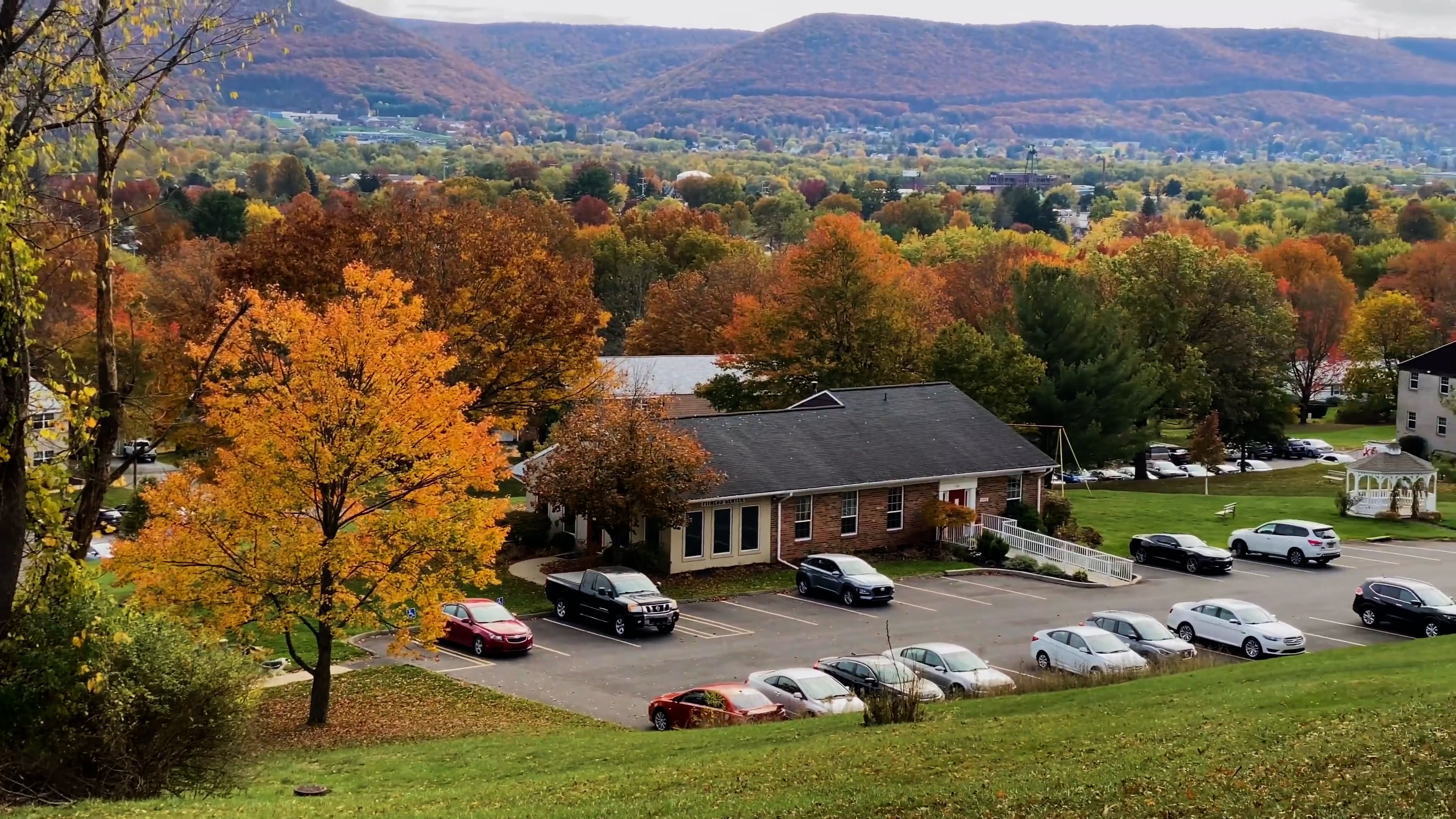 Grampian Hills Apartments on Vimeo