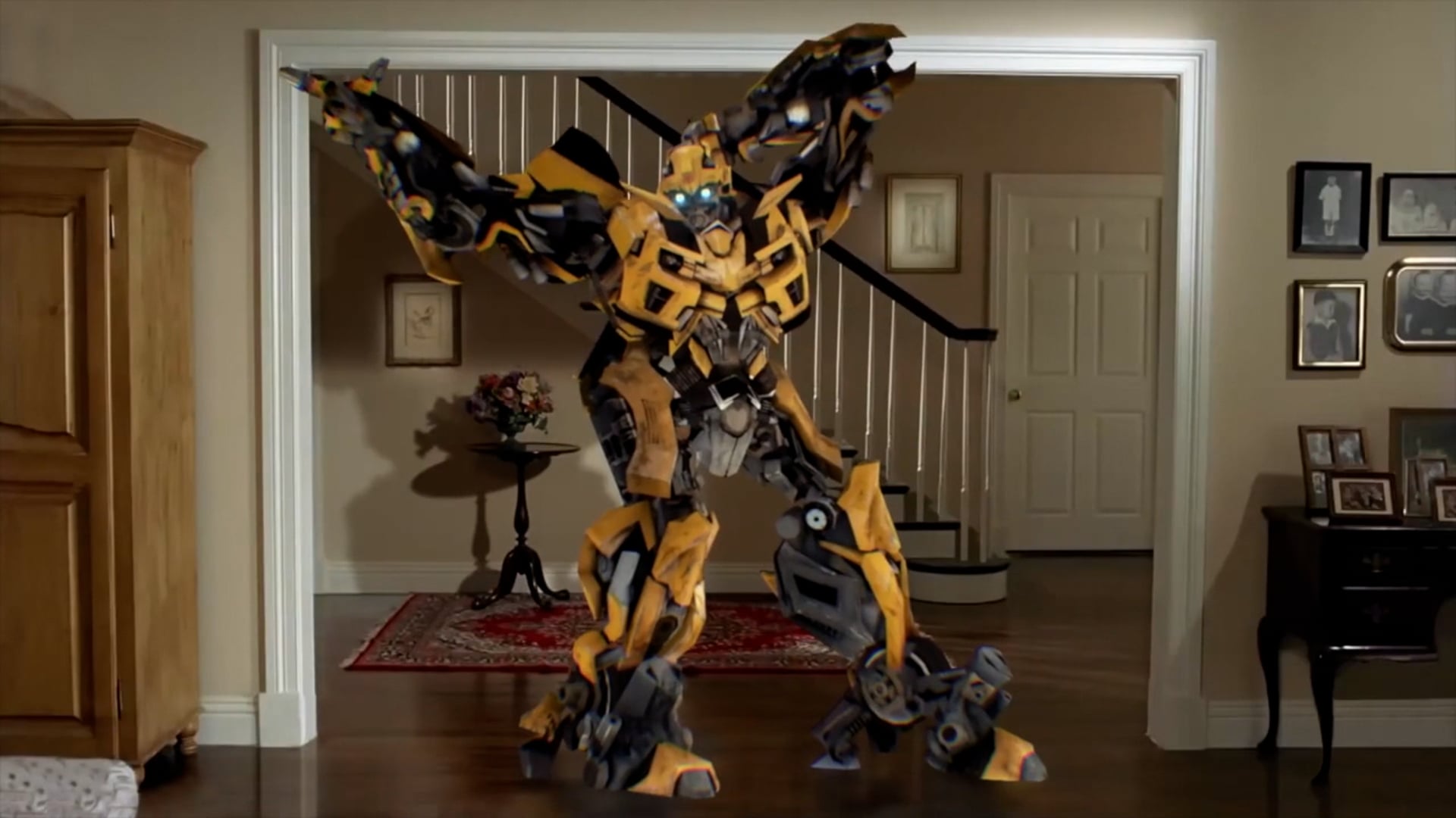 Ivan "Flipz" Velez as "BUMBLEBEE" Mo'Cap 1/10/2017