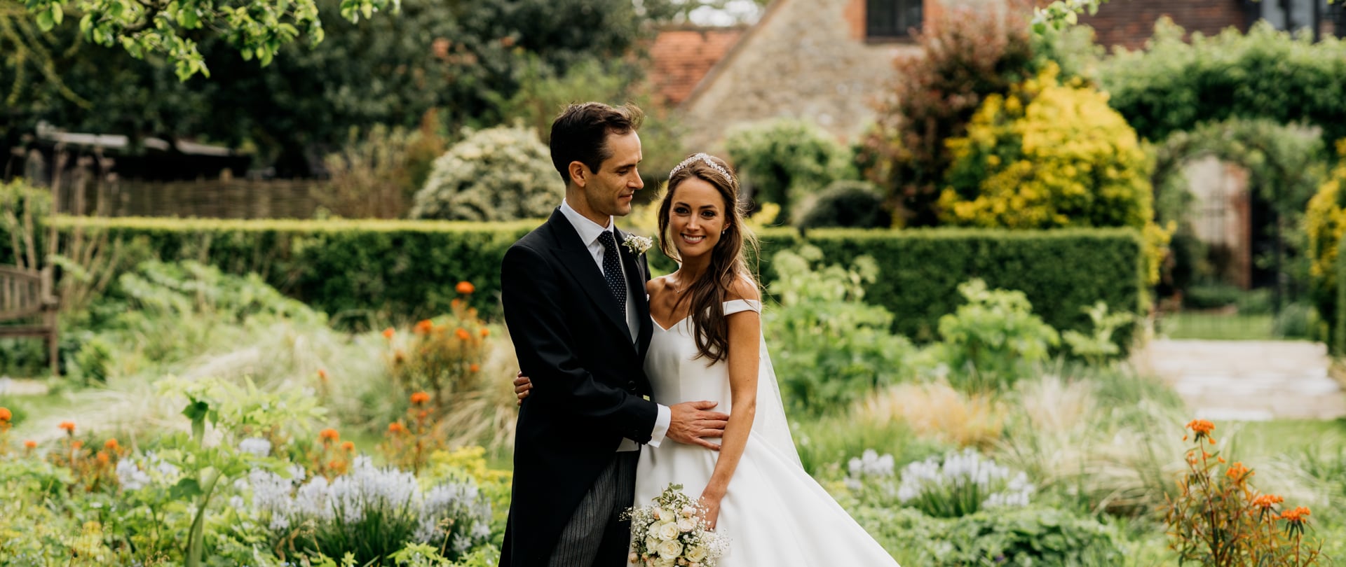 Felicity & William Wedding Video Filmed at Oxfordshire, England