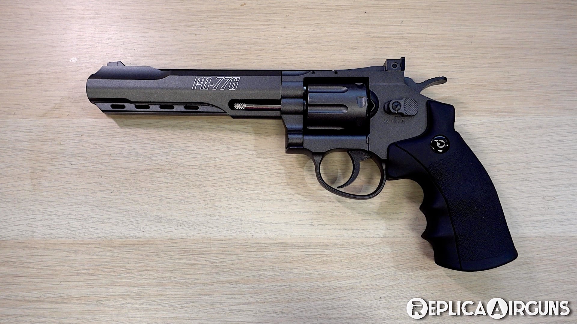 Gamo PR-776 CO2 .177 Caliber Pellet Revolver Table Top Review