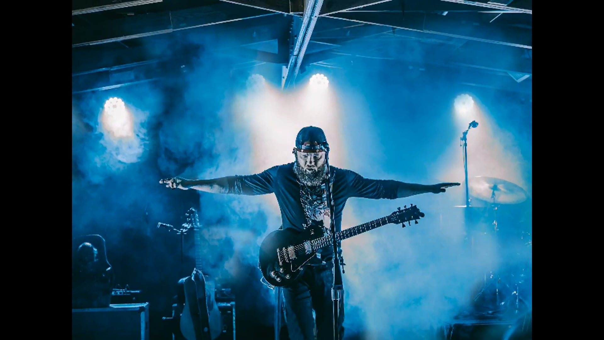 STONEY LARUE - LOOK AT ME FLY (GIF)