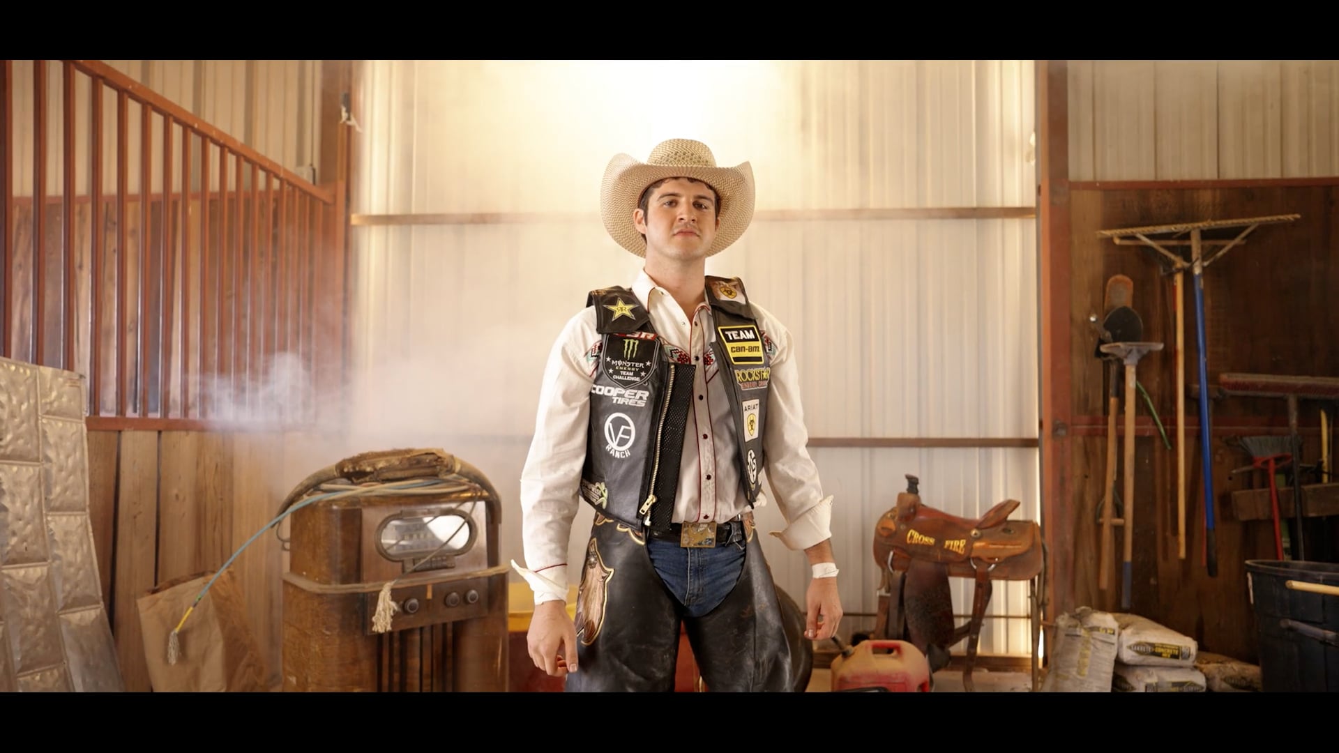 GRANT GILLISPIE - I'M A REAL COWBOY (OFFICIAL MUSIC VIDEO) || 613MEDIA
