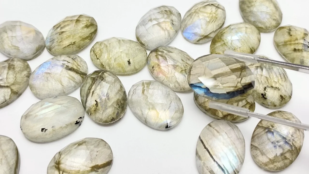 ラブラドライト×クリスタル AAA オーバル カボションカット18×13mm 1個