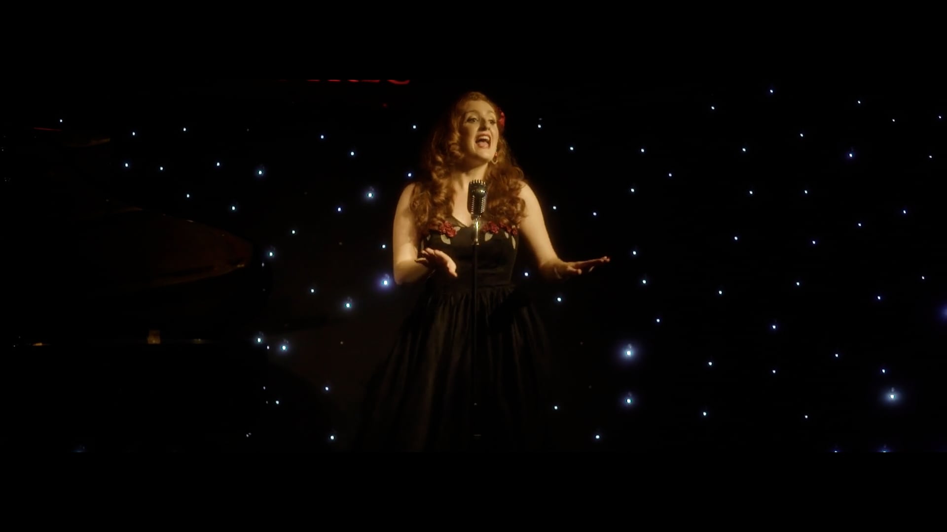 Georgina James - Vintage Singer