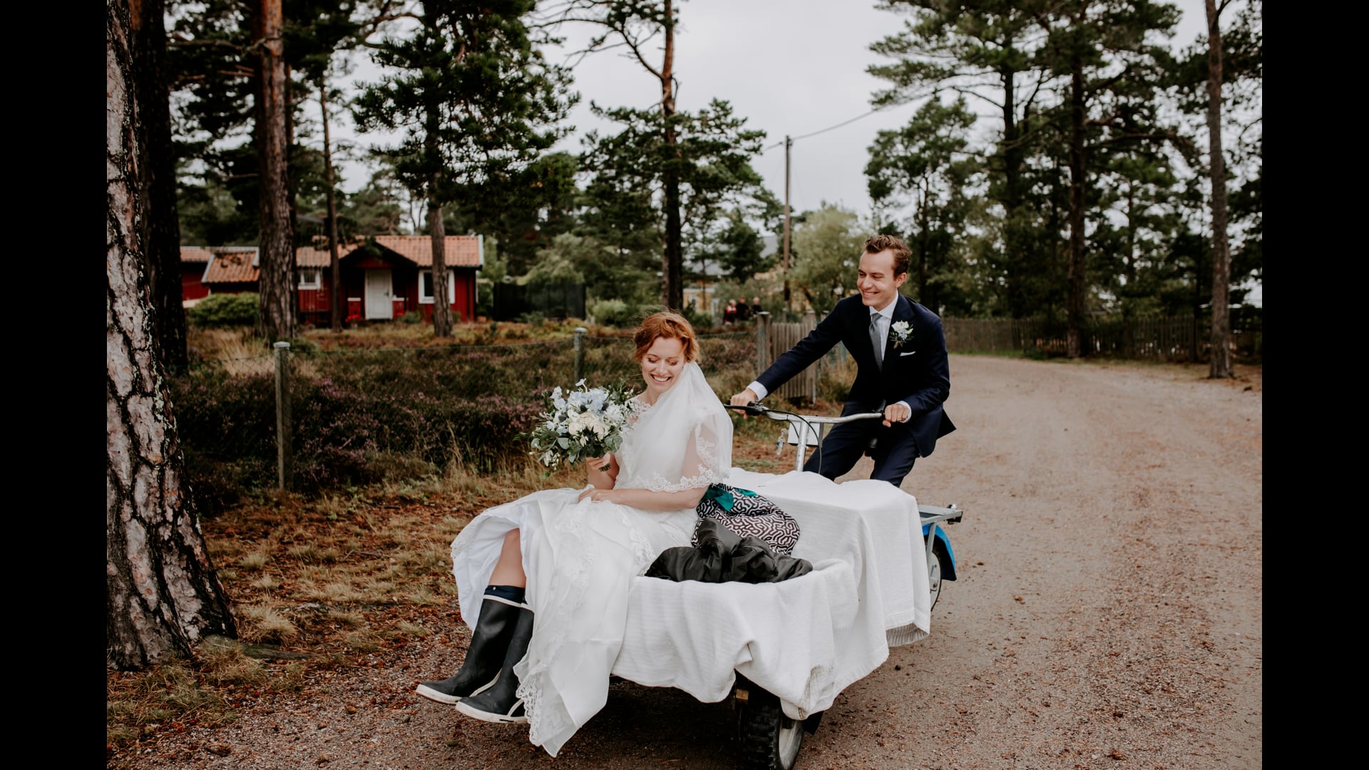 SKÄRGÅRDSBRÖLLOP PÅ SANDHAMN | ASTILBE WEDDINGS
