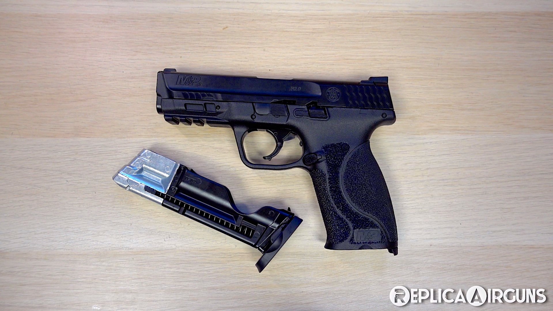 Umarex T4E S&W M&P9 M2.0 .43 Cal. Paintball Pistol Table Top Review