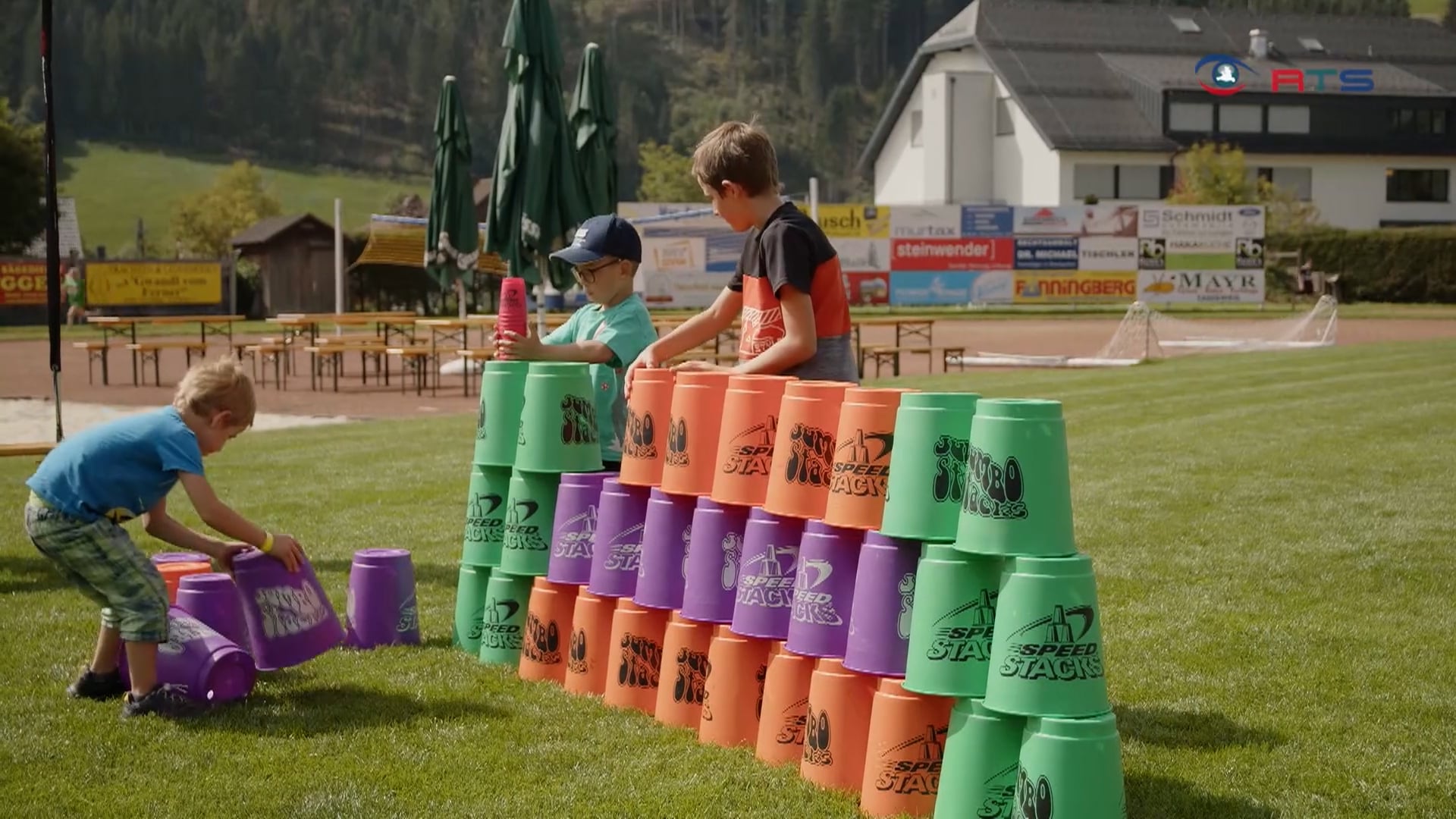 tamsweger-familiensporttag-motivierte-kids-zum-rote-nasen-lauf-fuer-den-guten-zweck
