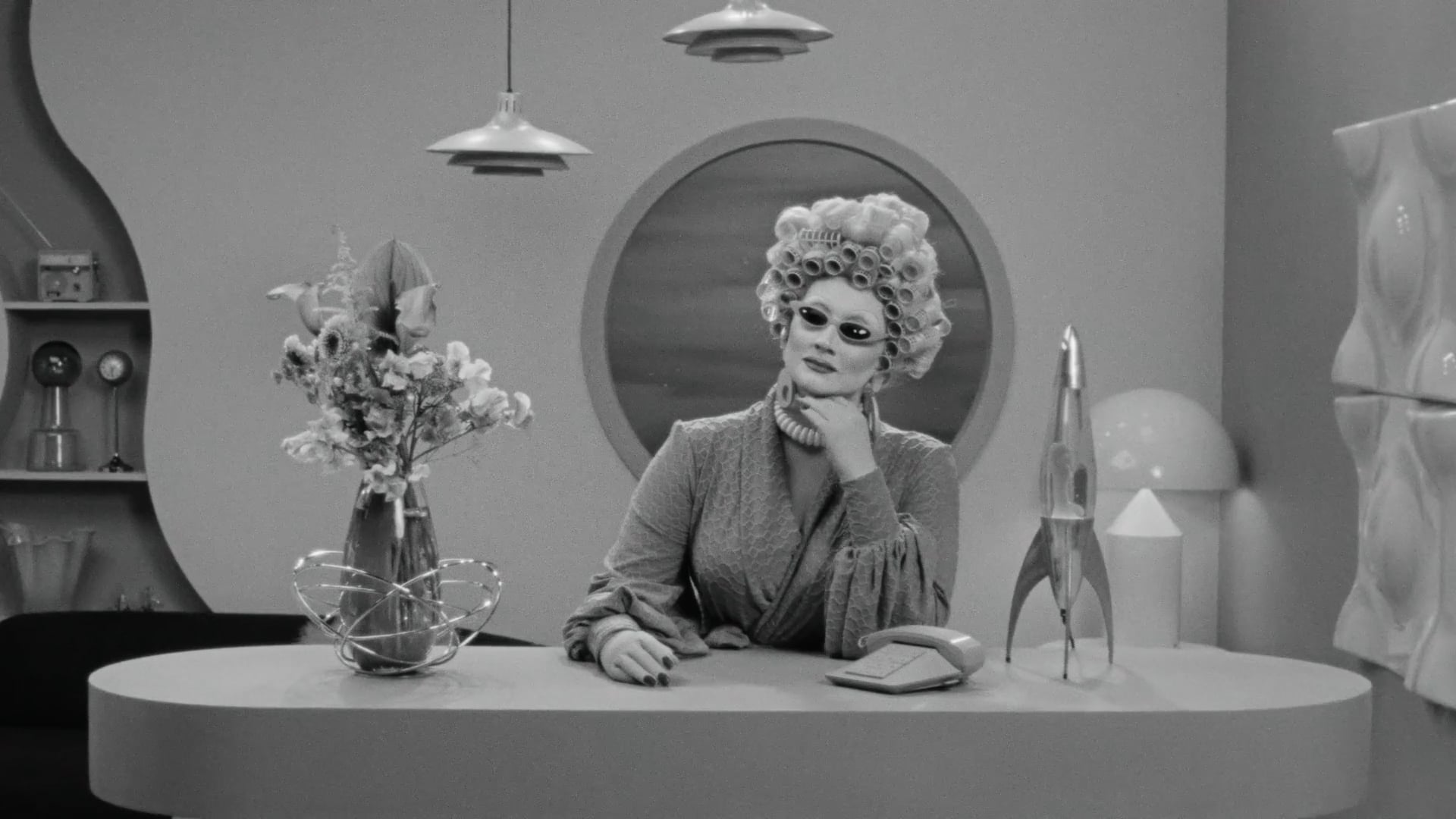 Cosmic Greetings with Juno Birch - Jo Malone London directed by Scandebergs