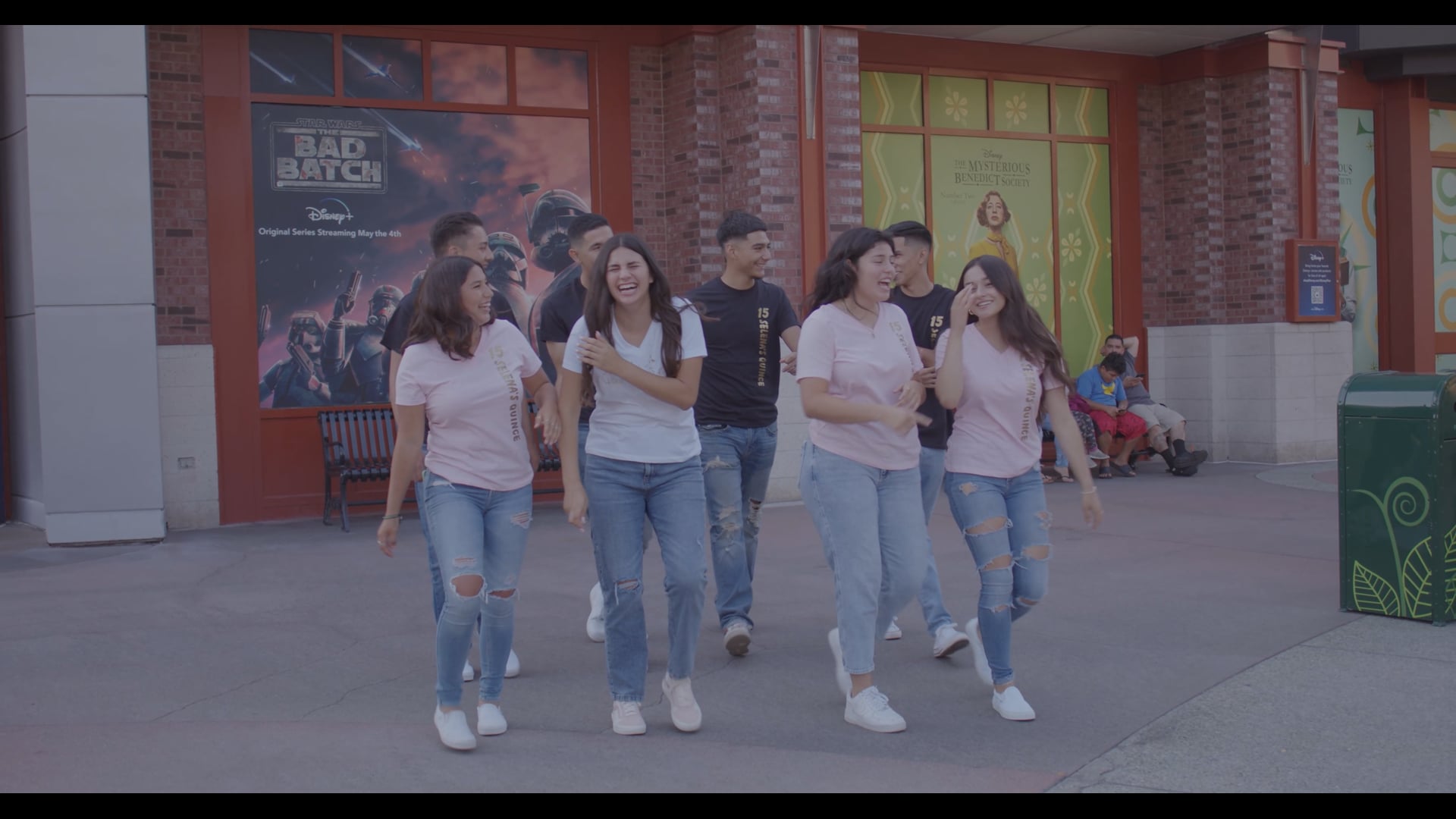Promotional video thumbnail 2 for Blossom Media Latino