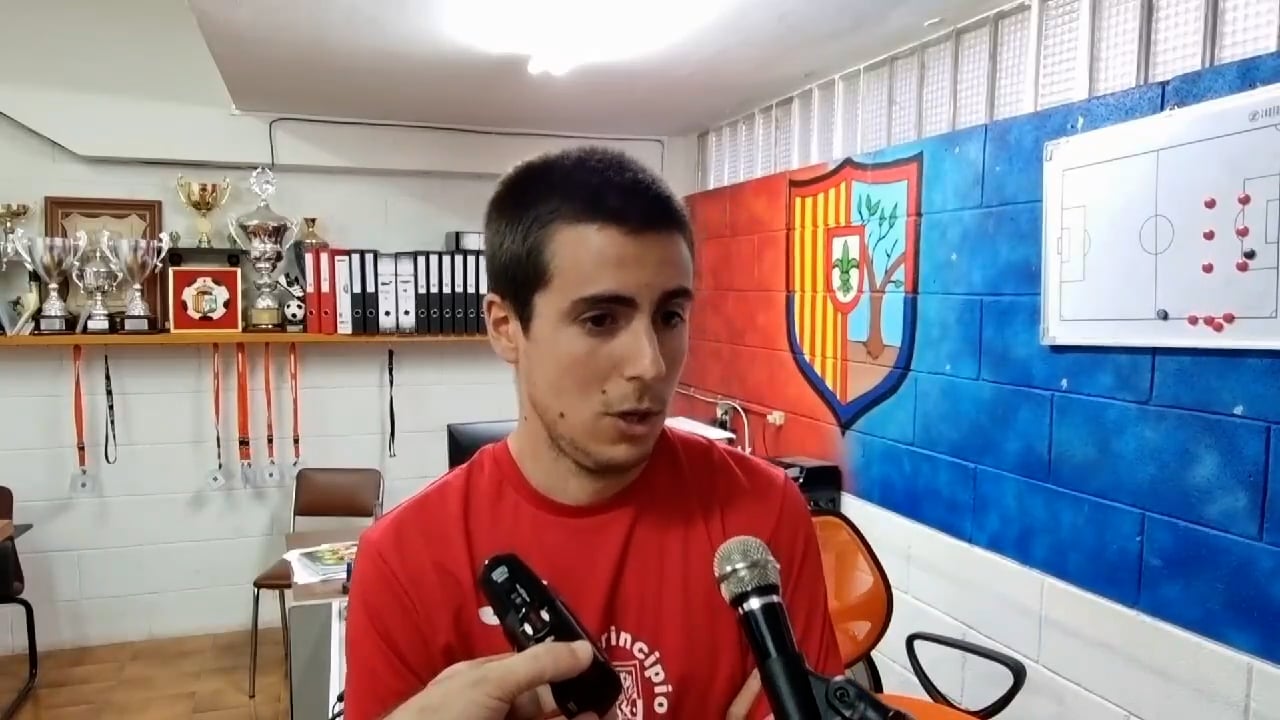 MARC VIGIL (Entrenador Fraga) Zaragoza 2014 0-2 UD Fraga / J 1 / Preferente - G 1 Primeras declaraciones del técnico de la UD Fraga, tras la primera victoria de la temporada