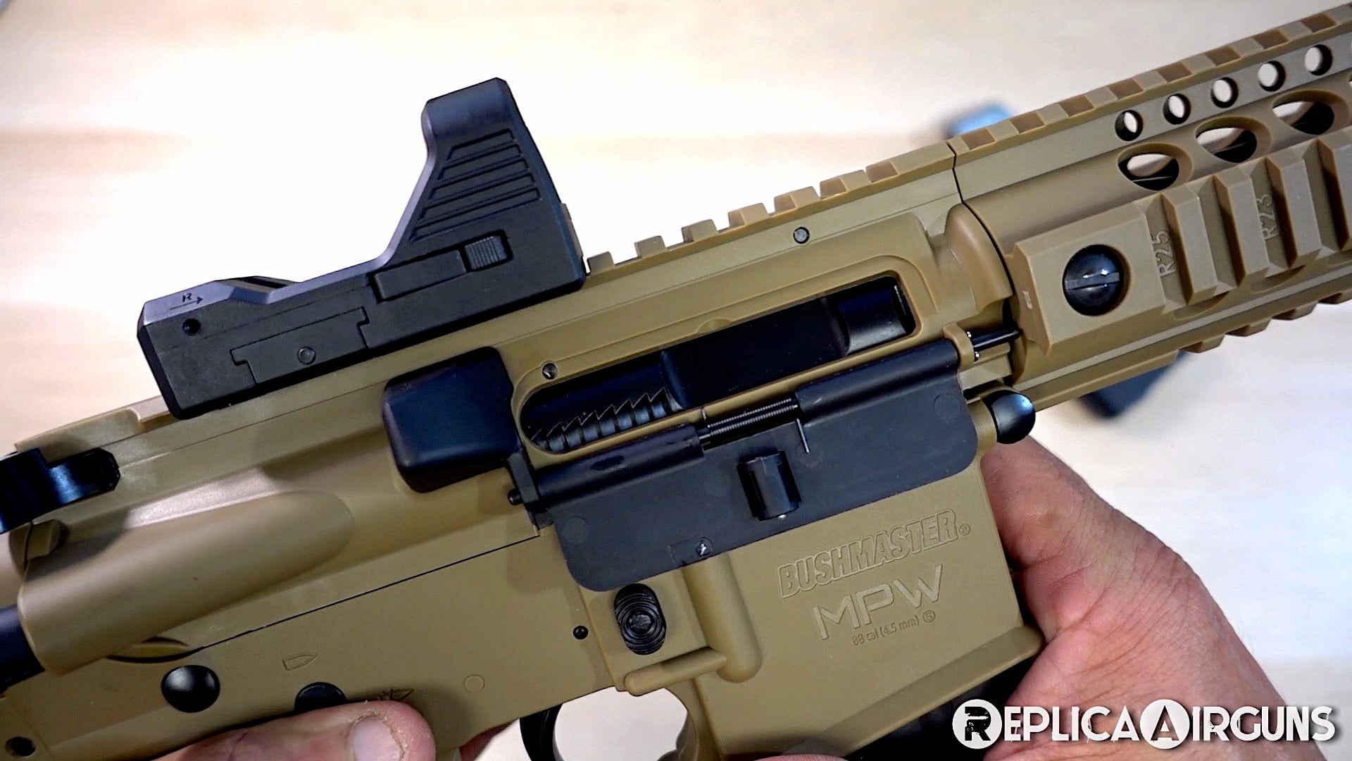 Crosman Bushmaster MPW CO2 Blowback BB Machine Gun Table Top Review