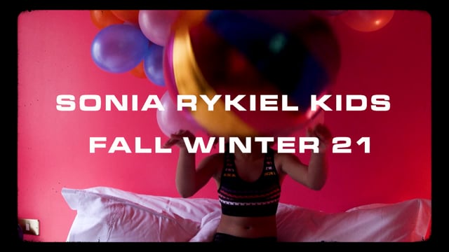 ROSE MIRA JOY ET LYAH POUR LE FILM SONIA RYKIEL FW 2021