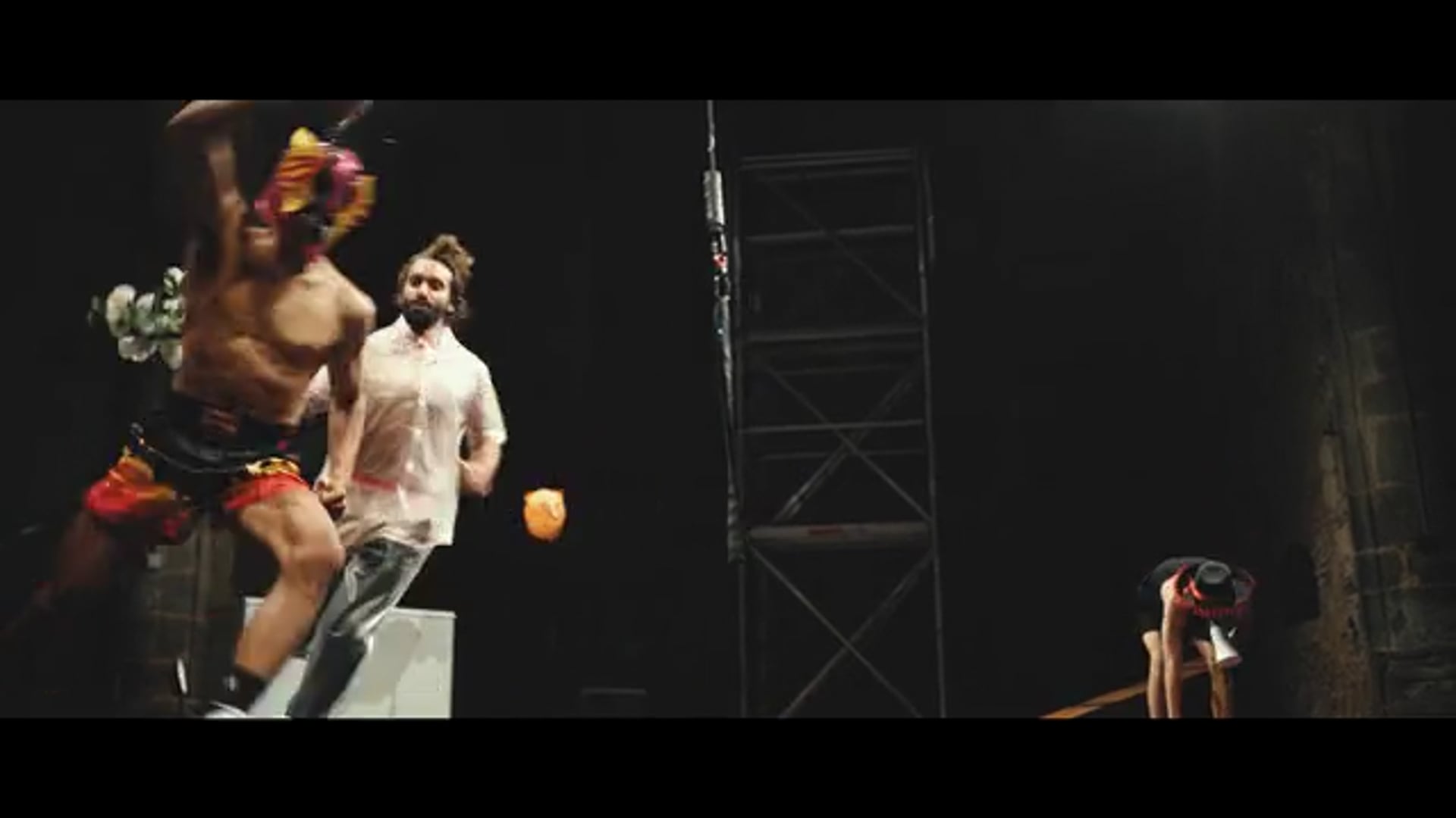 EDO Cirque - Piñatas don’t cry (Titre provisoire)