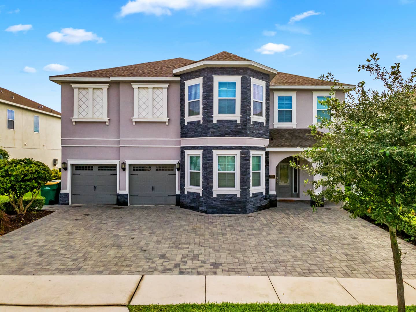 7701 Fairfax Drive, Kissimmee, FL 34747 (MLS Virtual Showing) on Vimeo