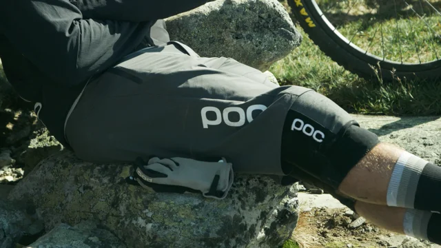 Poc best sale bike shorts