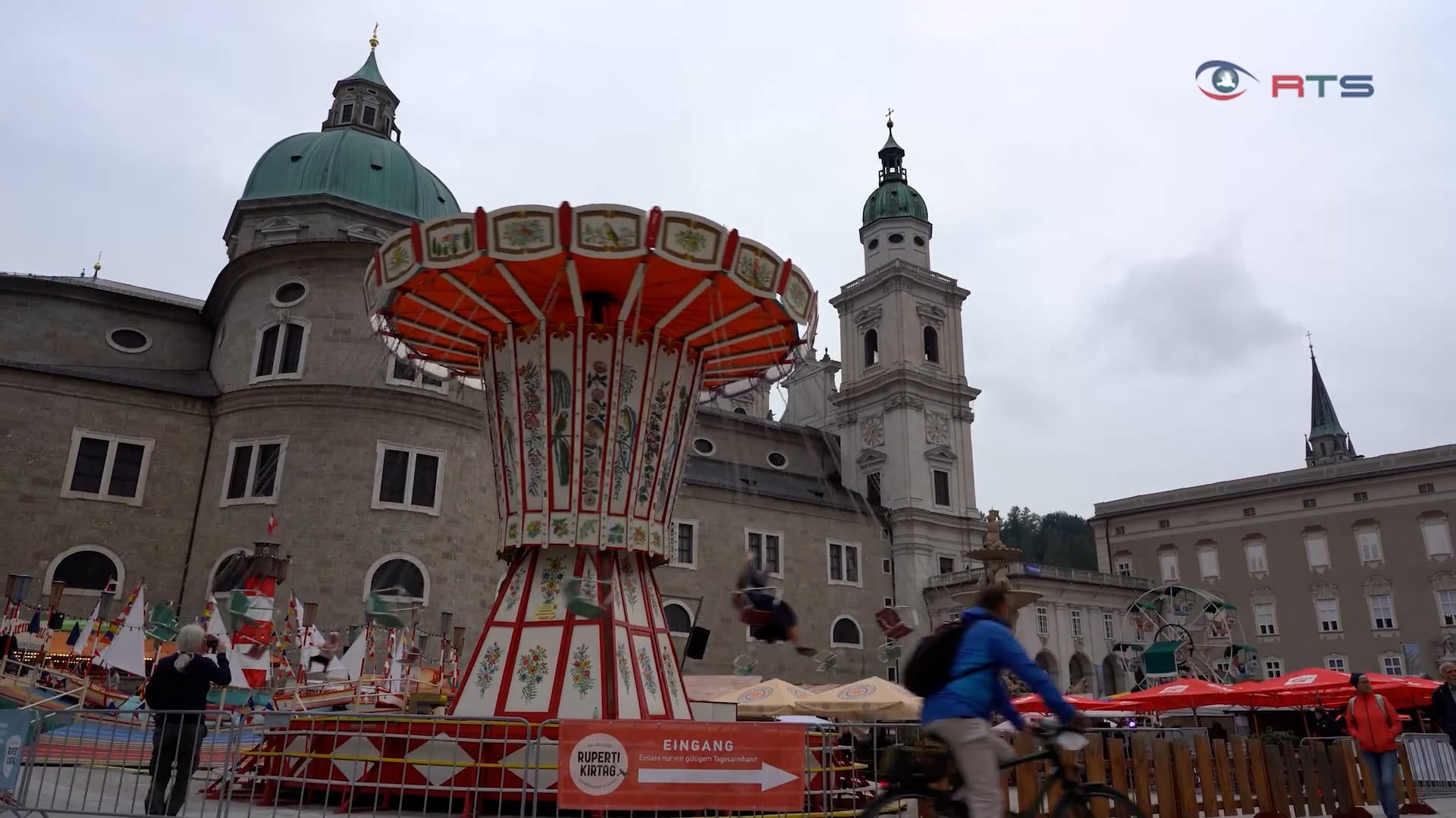 hoehenflug-mit-dem-historischen-kettenprater-verabschiedung-bunter-leben-24-09-2021