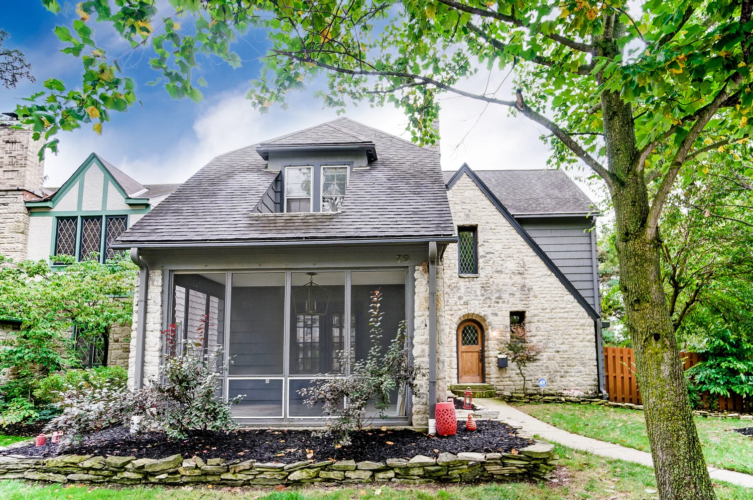 79 W Henderson Road Columbus OH 43214 on Vimeo