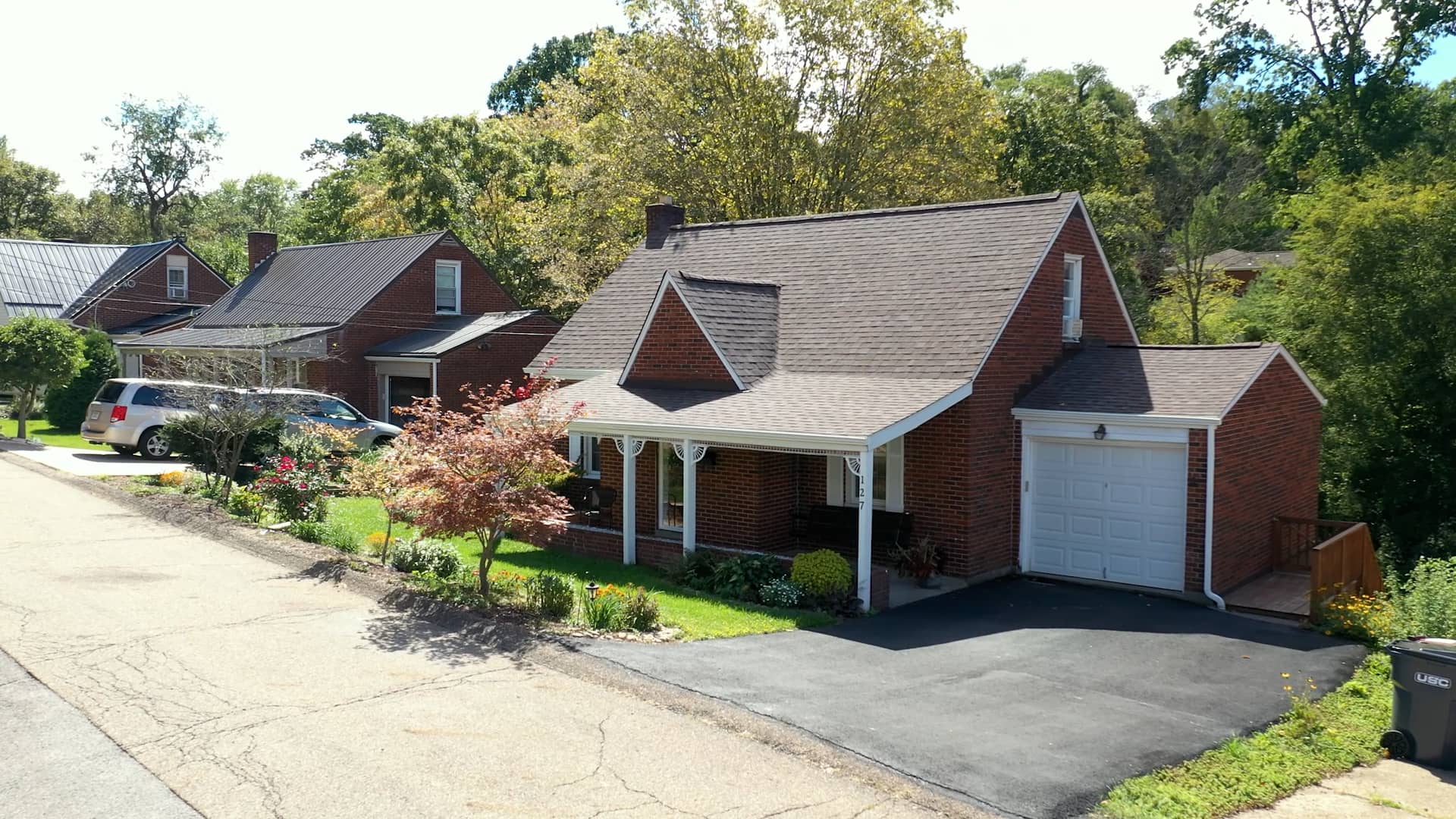 127 Bartley Road Upper St Clair, PA on Vimeo