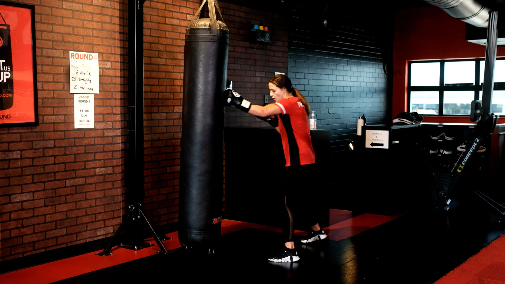 6-5 10 Straights, Double Rip, 10 Straights, Double RH Kick on Vimeo