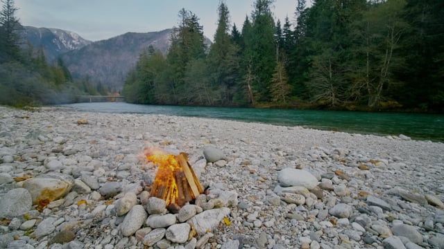 Relaxing Campfire on the Bank of Skagit River - 4K Slow Motion Video