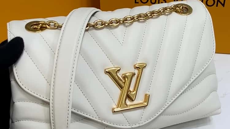 M58549 Louis Vuitton New Wave Chain Bag MM