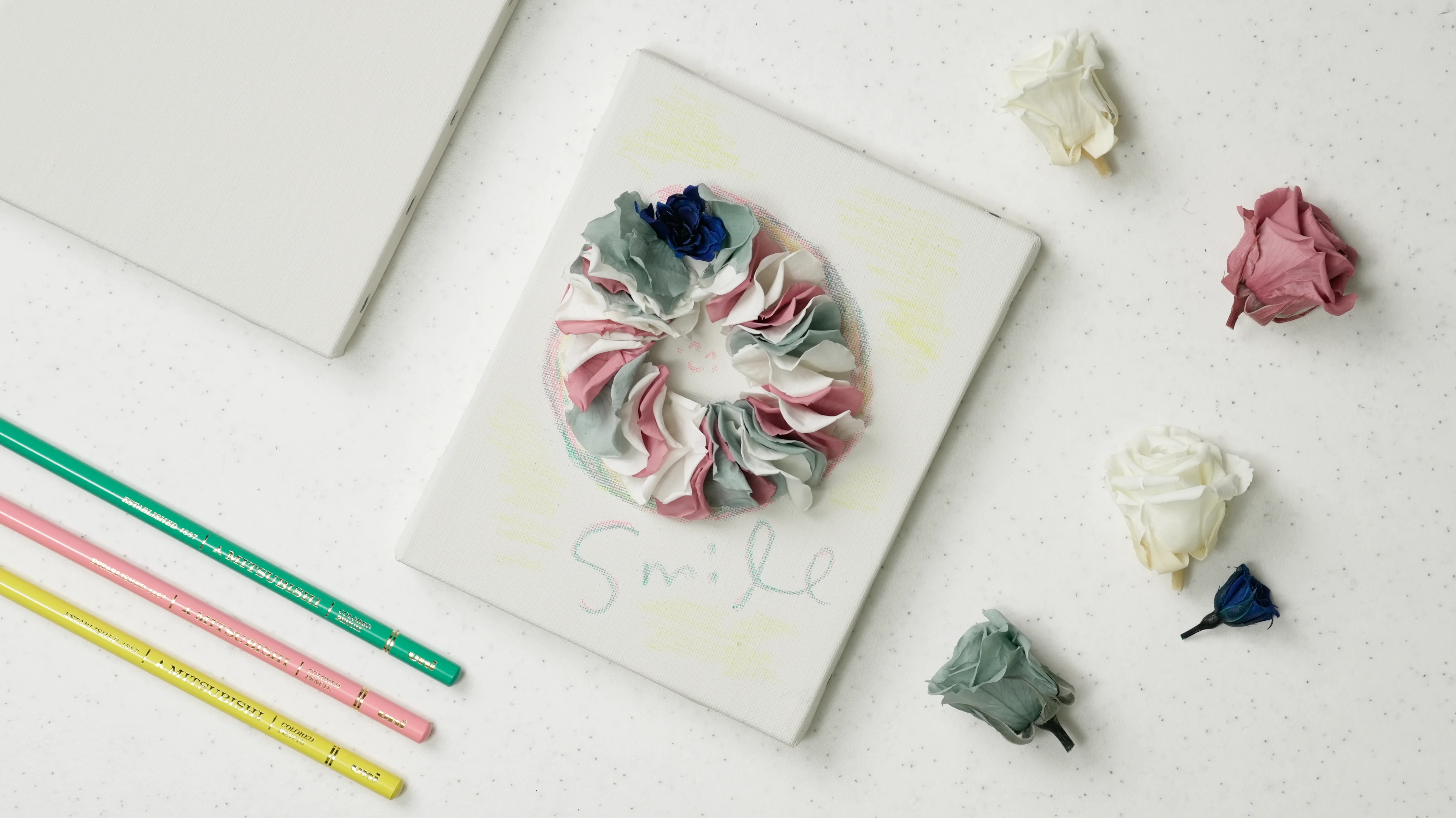 キャンバスアートフラワーで家に飾れる作品をつくろう | Lakit