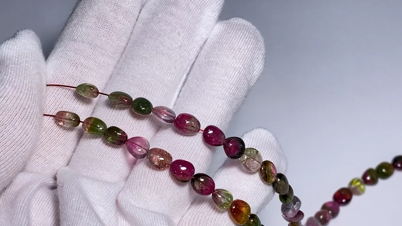 バイカラートルマリン フラットタンブル サイズグラデーション 1