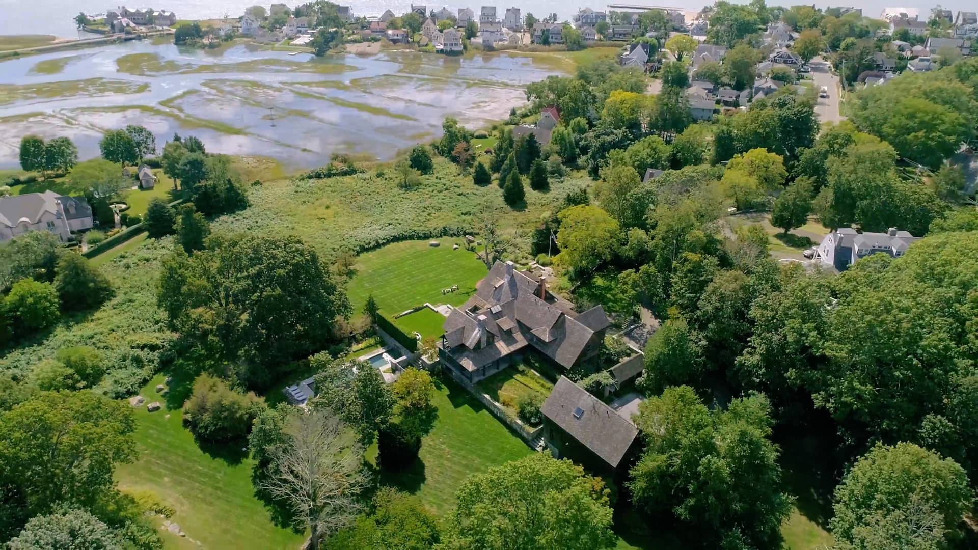 63 East Wharf Rd Madison, CT on Vimeo