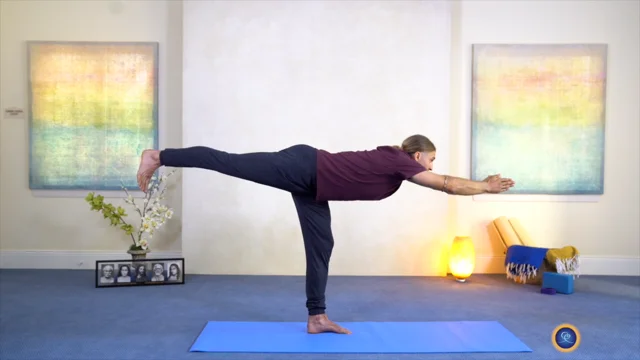 Ganapatiasana — Ganapati's Pose — Ananda