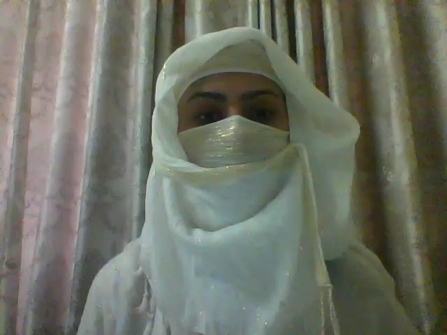 Fatima I. tutor video introduction on Preply on Vimeo
