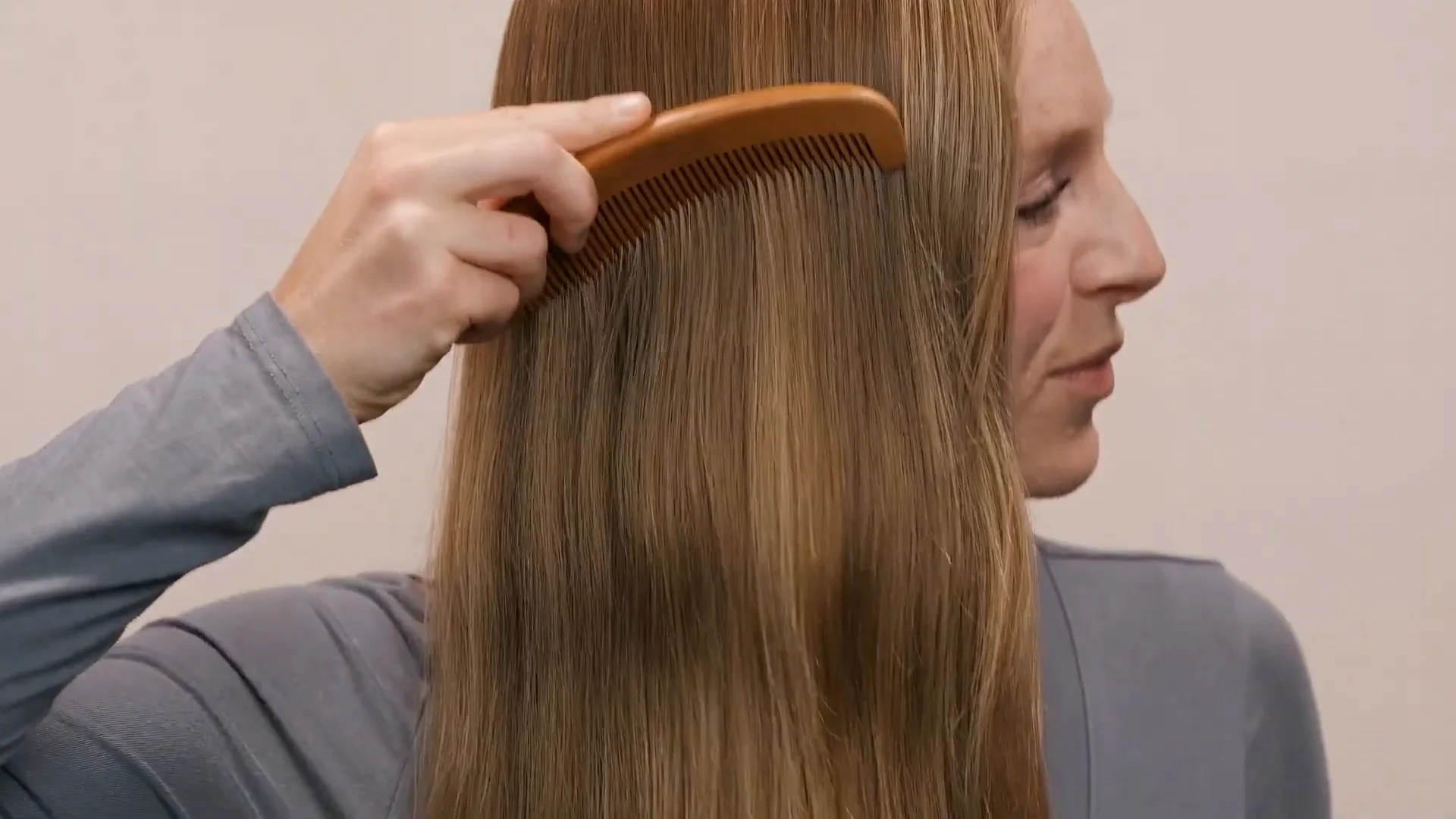 Wooden Comb on Vimeo