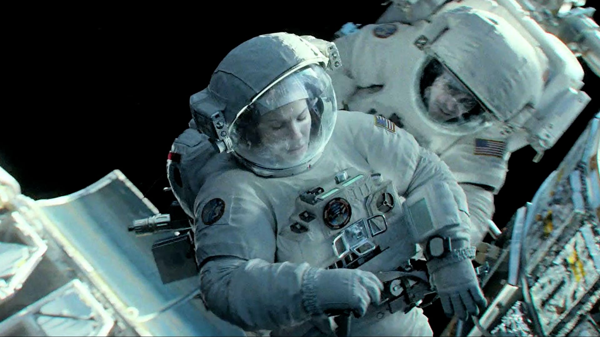 Gravity - Trailer "Detached"