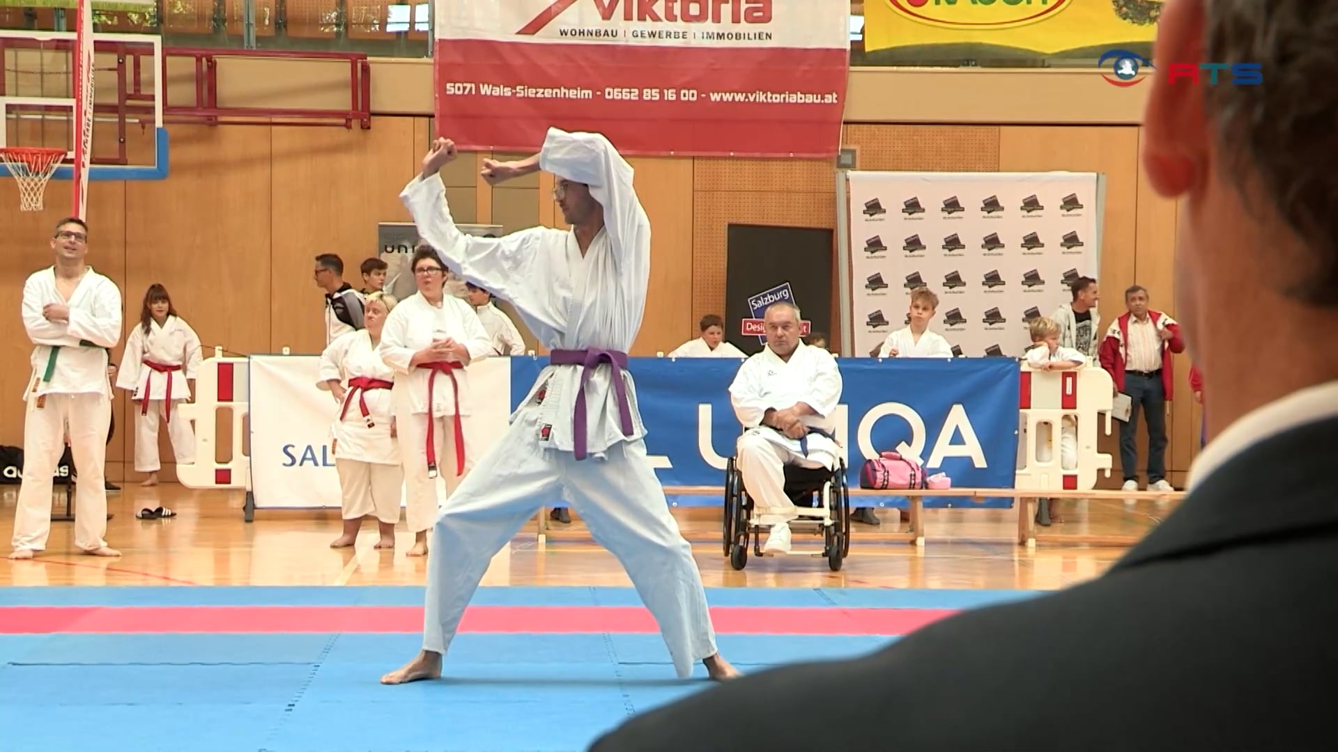 karate-nachwuchs-und-paracup-teilnehmer-begeistern-in-der-walserfeldhalle
